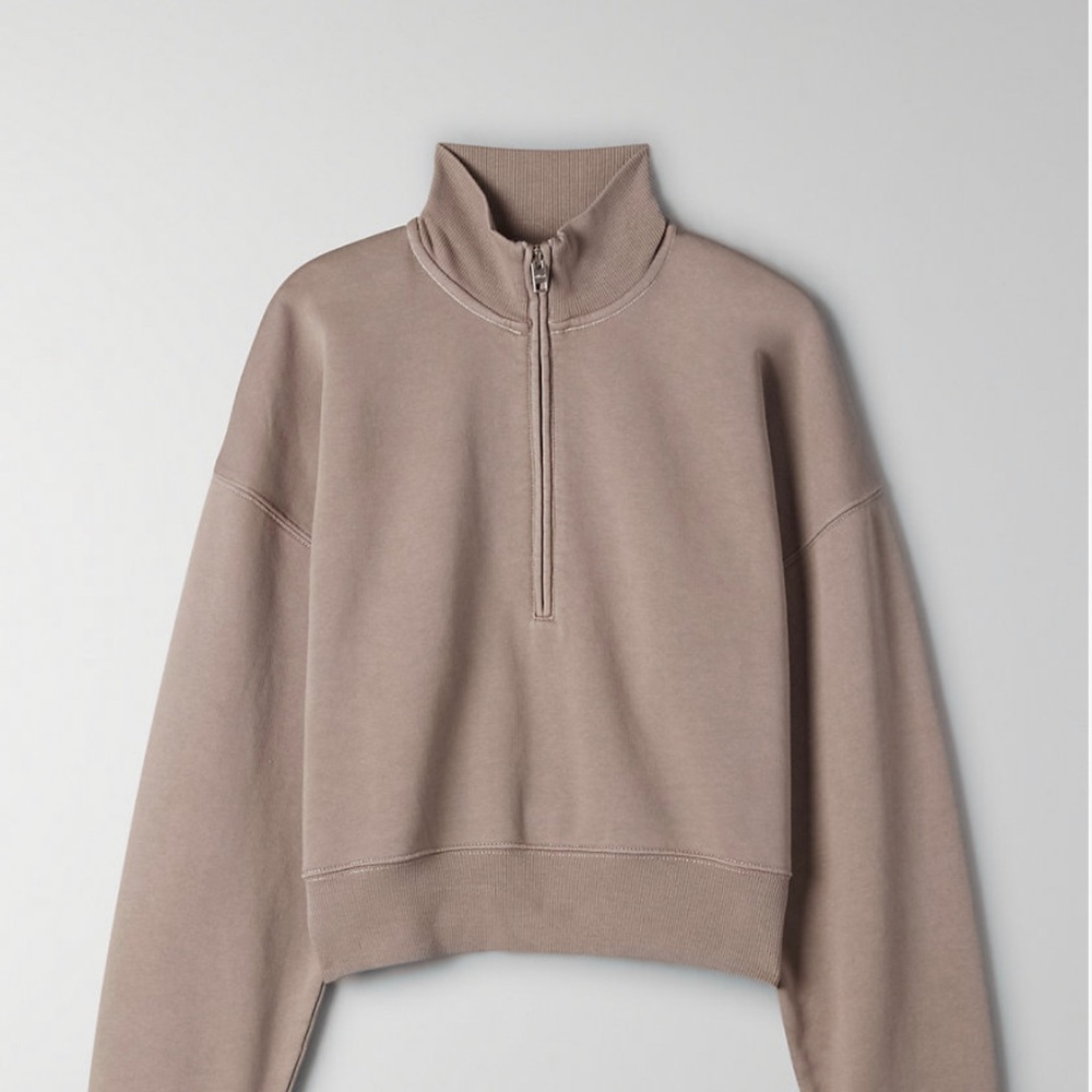 Green quarter zip!!
